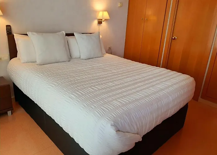 Barcelo Cornella 아파트 코르네야 데 요브레가뜨